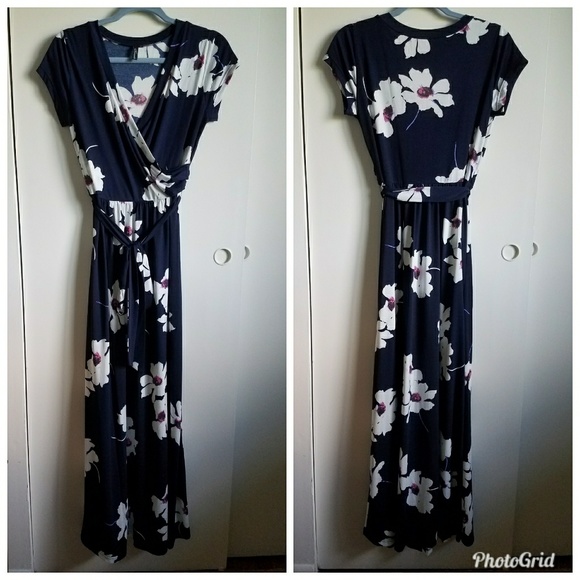 Dresses & Skirts - Faux maxi wrap dress